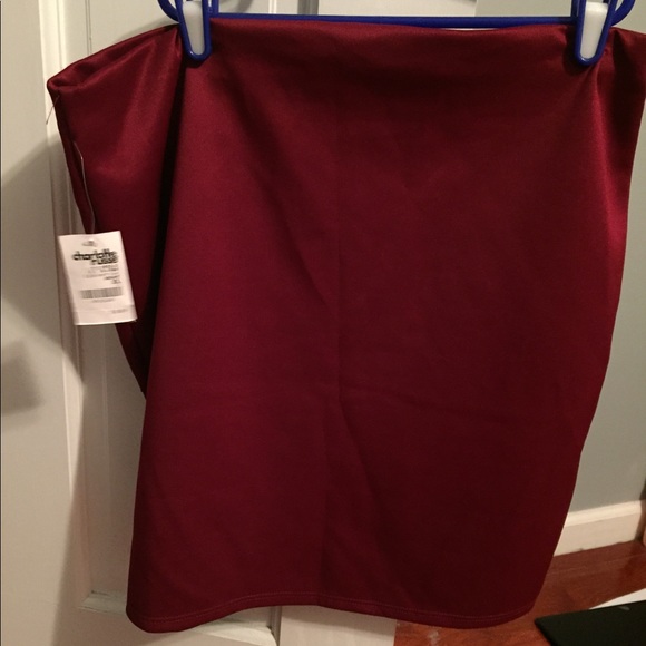 Skirt - Picture 2 of 4